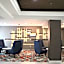 La Quinta Inn & Suites by Wyndham Auburn - University Area