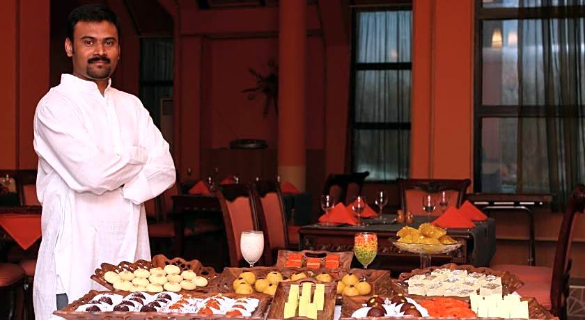 Le Grande Plaza Hotel