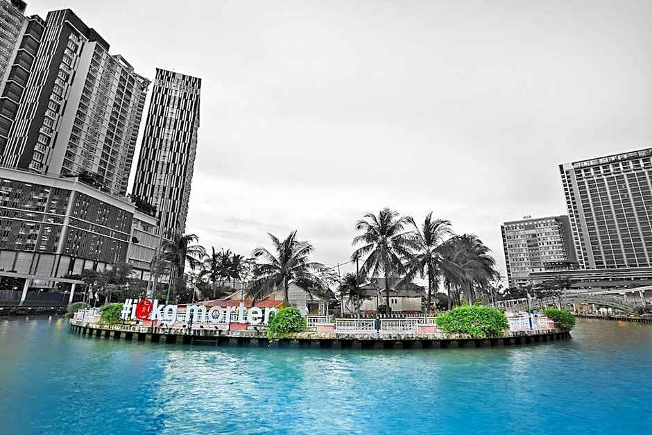 The Shore Hotel & Residences
