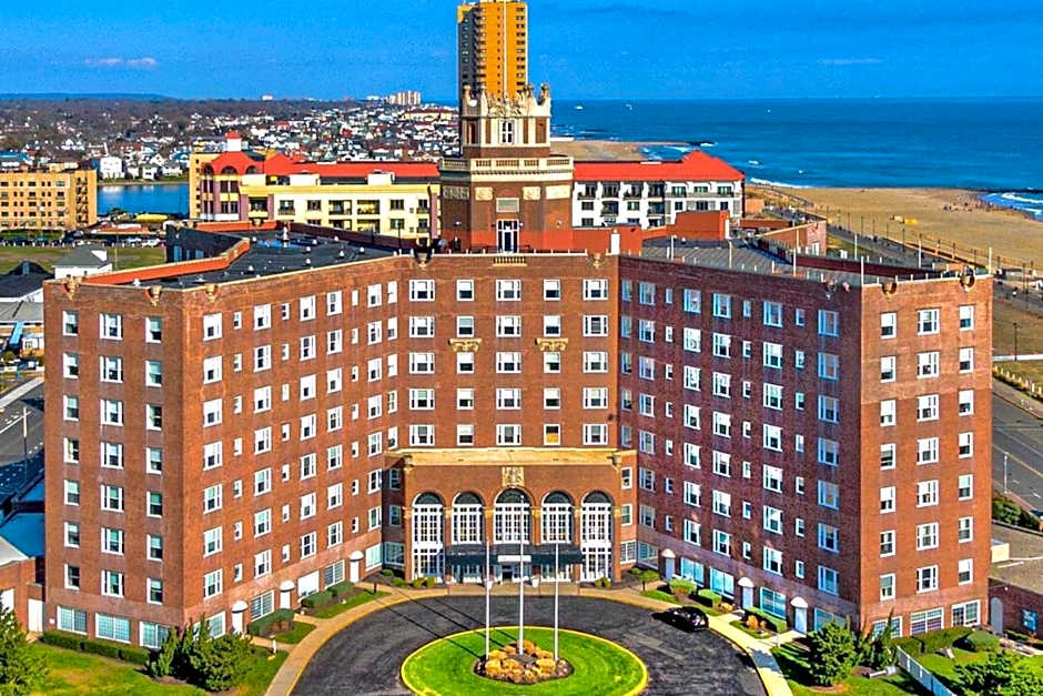 Berkeley Oceanfront Hotel