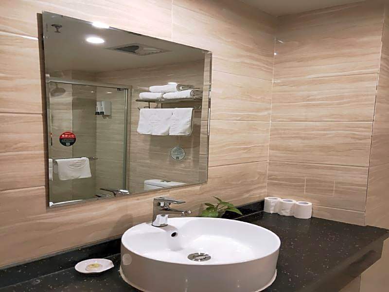 GreenTree Inn Tianjin Xiqing District Zhongbei Town Zhongbei Avenue Shell Hotel – Tianjin, GA