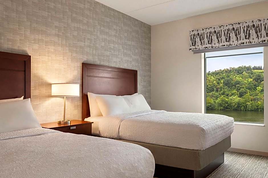 Hampton Inn By Hilton & Suites Pittsburgh/Waterfront-West Homestead