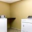 Country Inn & Suites by Radisson, Fergus Falls, MN