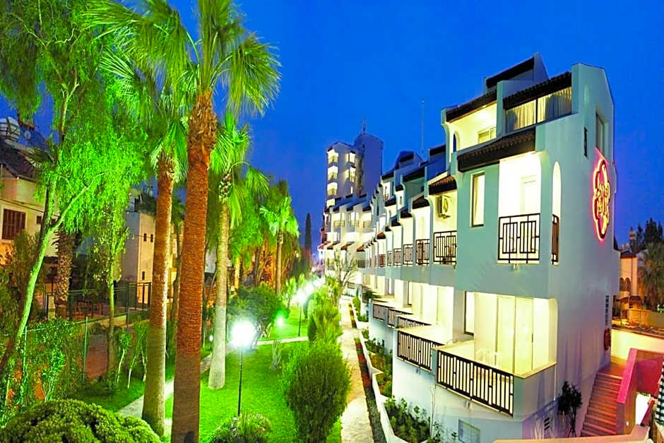 Sentinus Beach Hotel