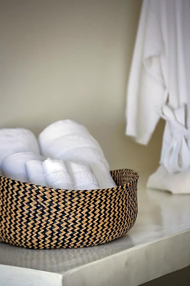 Argostoli Marina Suites