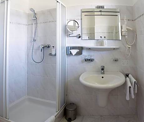 Junior Suite with Shower and Balcony