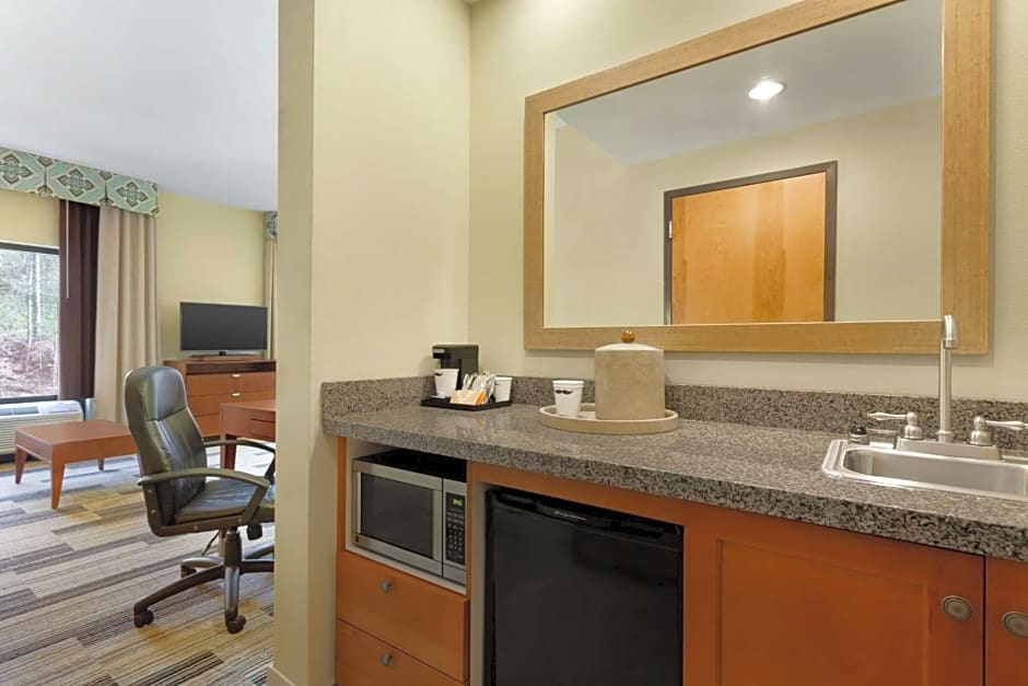 Hampton Inn & Suites Birmingham Airport Area