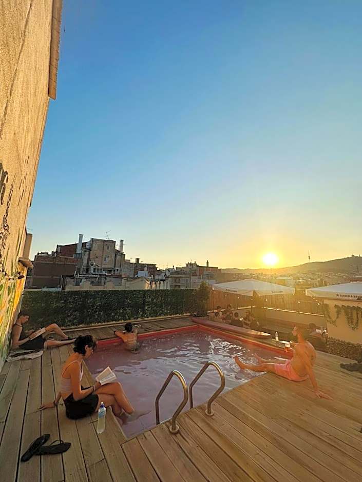 Yeah Barcelona Hostel