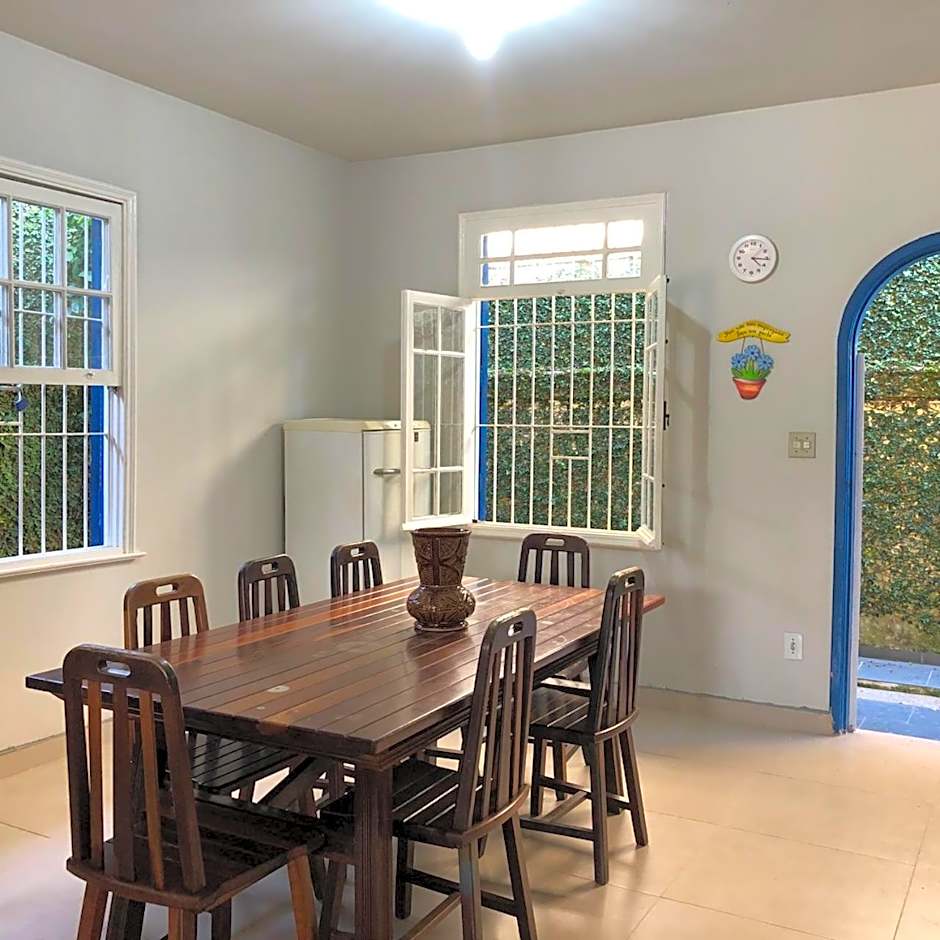 Pé na Areia com Piscina e Churrasqueira - 2 suítes