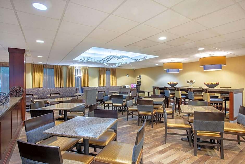 Hampton Inn By Hilton Fishkill