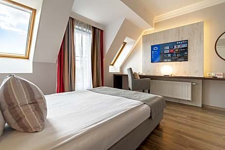 Single Room with Bathroom