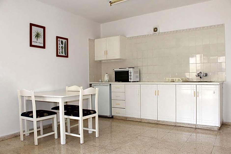 Florea Hotel Apartments