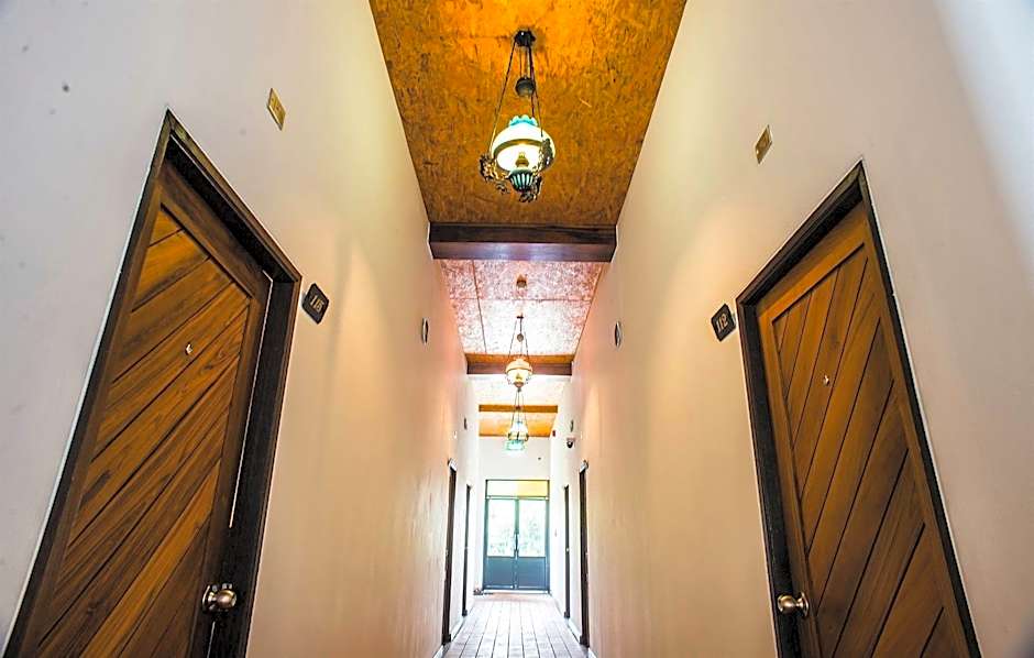 Jing Jit Hotel