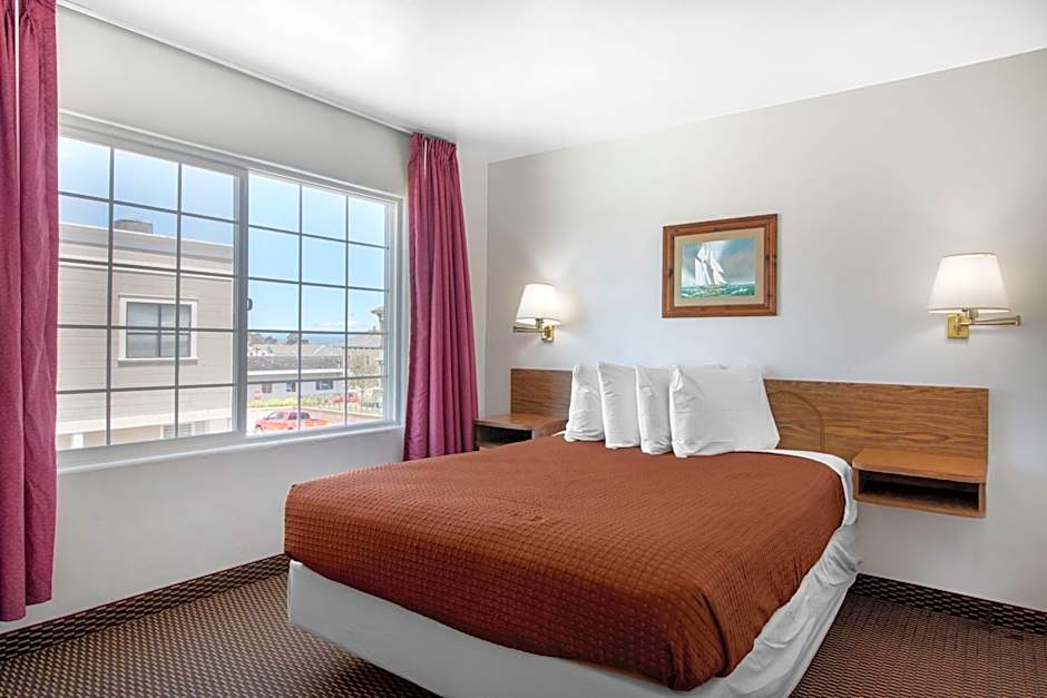 Eureka Town House Motel - Historic Old Town