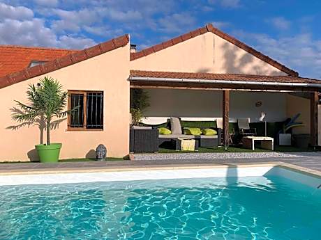 Maison Piscine & Jacuzzi
