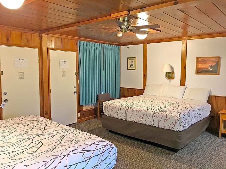 Park Motel and Cabins