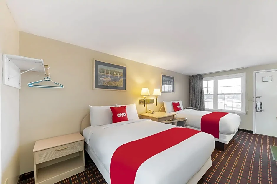 OYO Hotel Starlite Seneca Falls