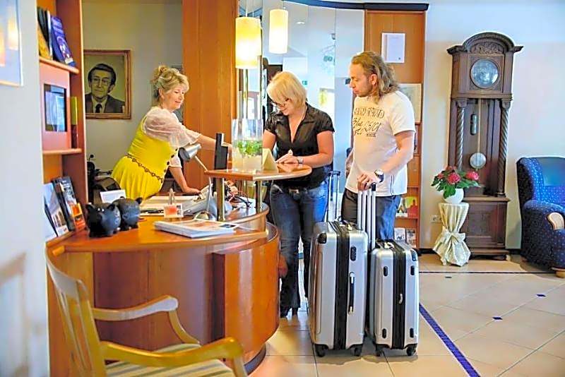 Holzschuhs Schwarzwaldhotel
