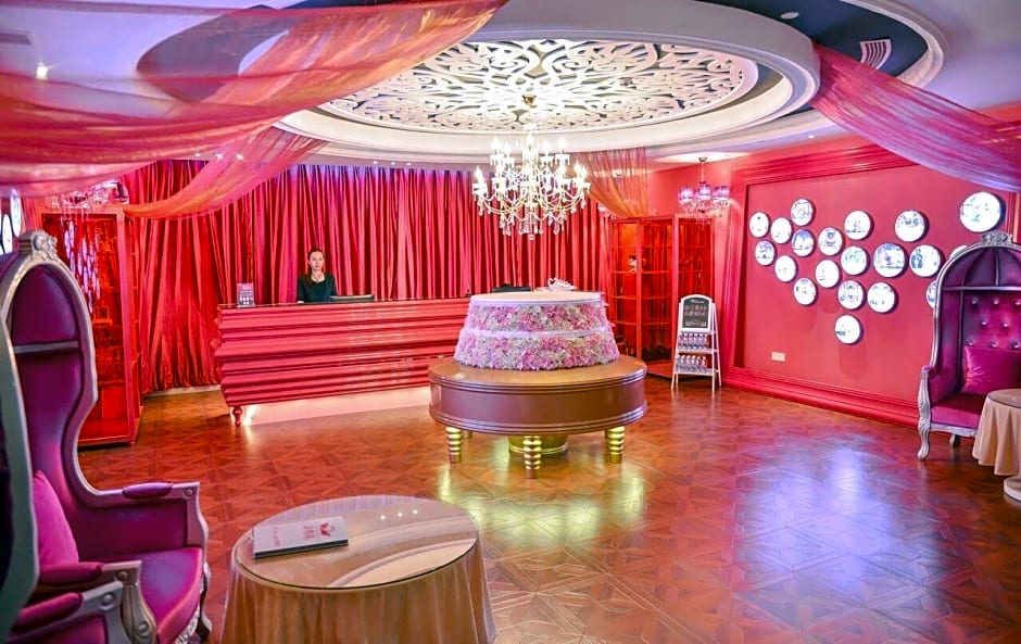 Photo 1 of 18 of Swan of Love Shenzhen Luohu Hotel