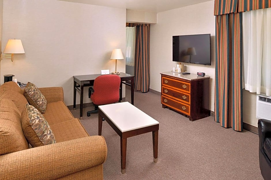 Quality Inn & Suites Walnut -City of Industry