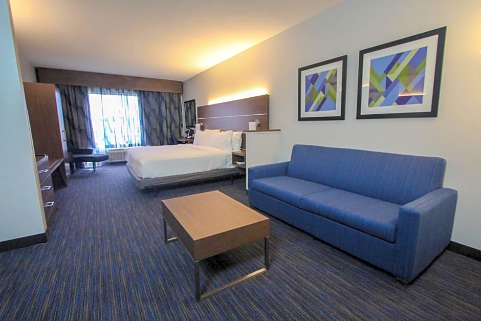 Holiday Inn Express Hotel & Suites Charleston - North