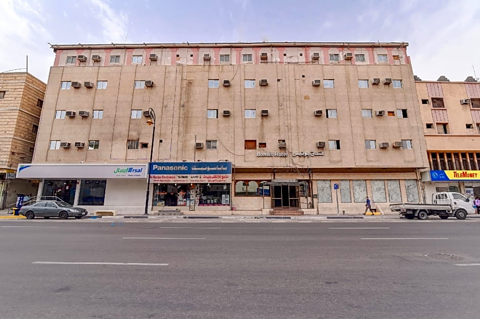 OYO 416 Bonais Hotel