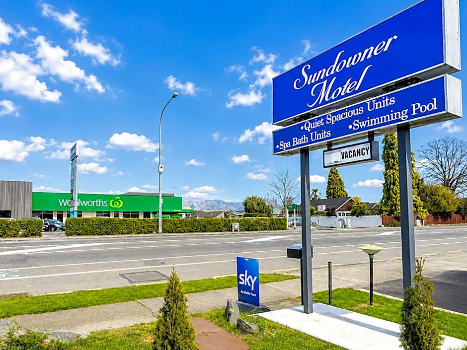 Sundowner Motel