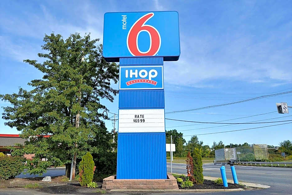 Motel 6-Tewksbury, MA - Boston