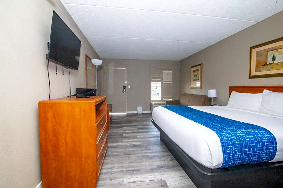 Travelodge by Wyndham Pueblo