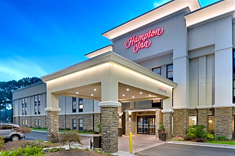 Hampton Inn Lagrange near Callaway Gardens