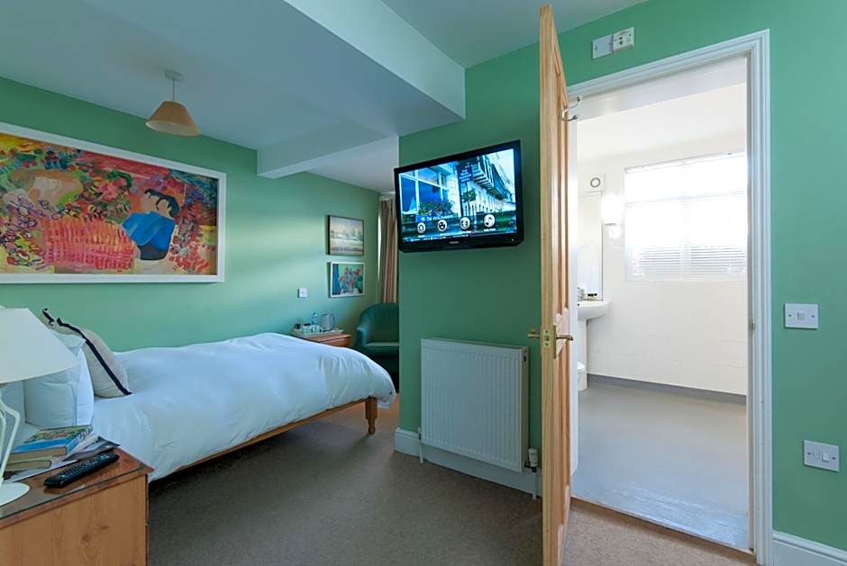 The Royal Harbour Hotel