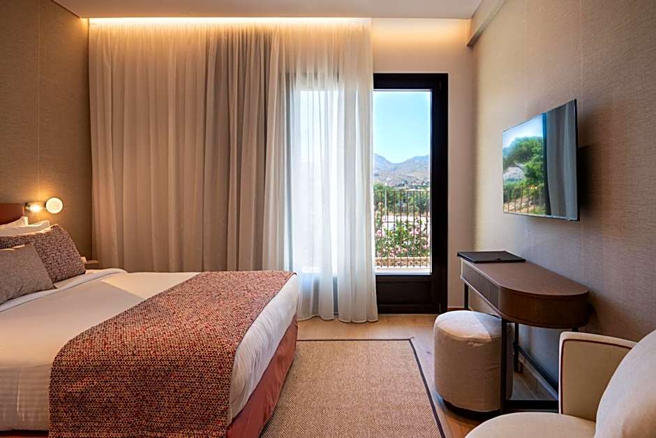 Hotel Delfinia