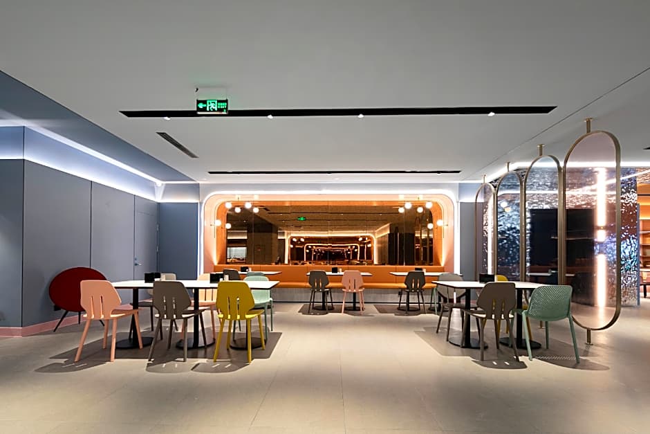 Hanting Hotel Wuhan Jiedaokou Qunguang Square