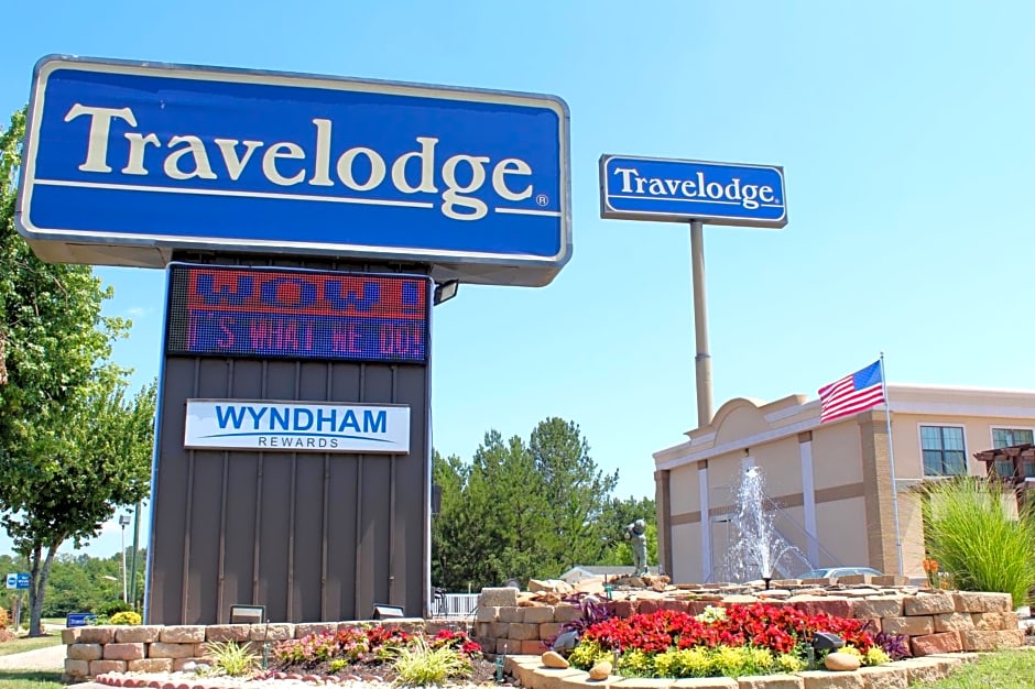 Travelodge by Wyndham Perry GA