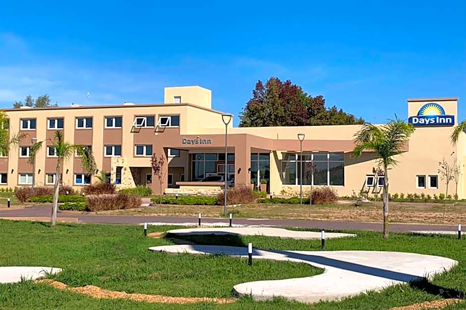 Days Inn By Wyndham Zarate