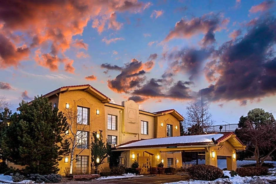 La Quinta Inn & Suites by Wyndham Denver Northglenn