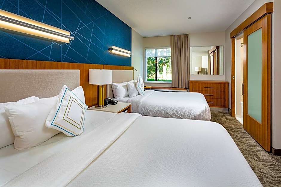 Photo 1 of 10 of 2 Queen Beds with Trundle Bed Suite, Hearing/Mobility Accessible, Bathtub