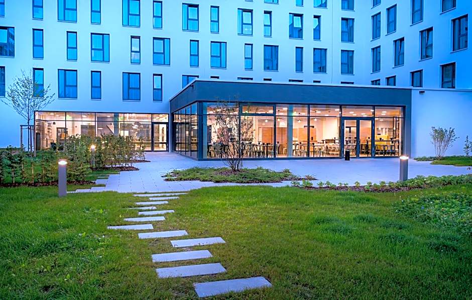 elaya hotel augsburg, Trademark by Wyndham