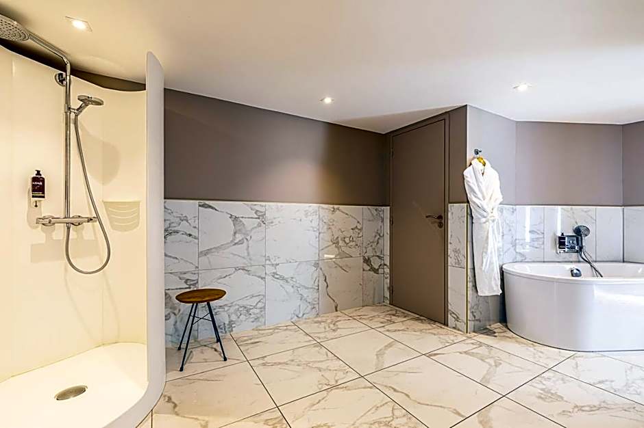 Hotel Le Saint Gelais