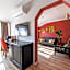 Lill Maison Hotel & City Club