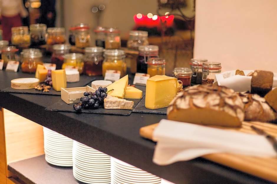 ROBINSON ALPENROSE Zürs