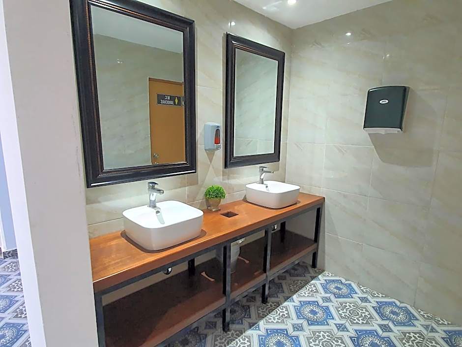 Hotel Jar8 Acuario enfrente al Acuario de Veracruz