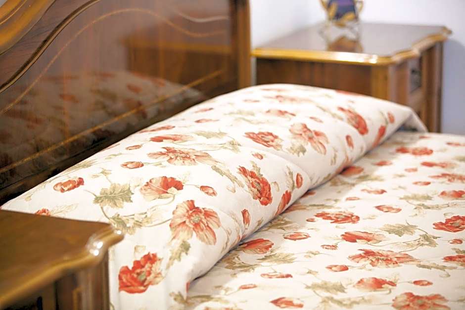 Anelia Boutique Studios & Apartments