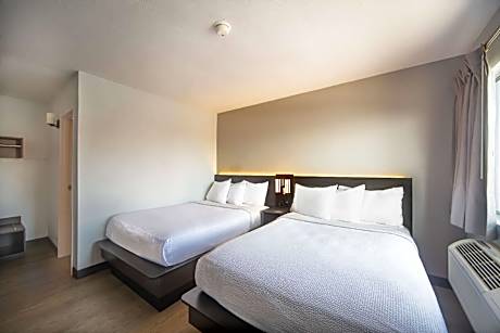 2 Full Beds | Non-Smoking