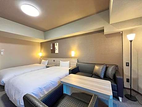 Twin Room - Non-Smoking