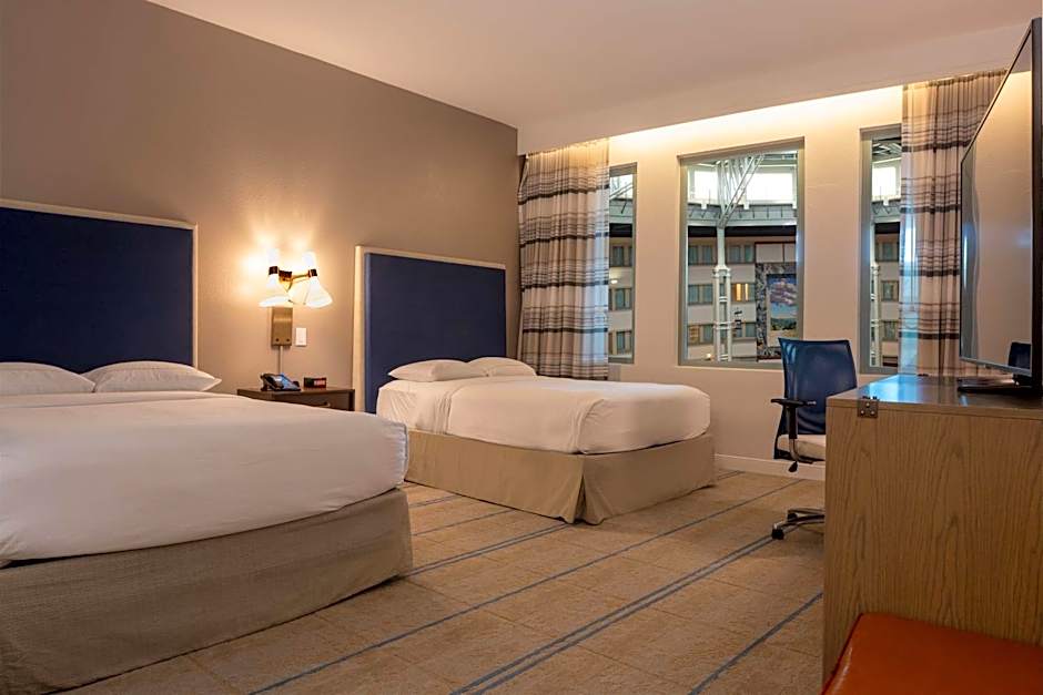 Hilton Austin Airport