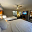 Days Inn by Wyndham Holladay