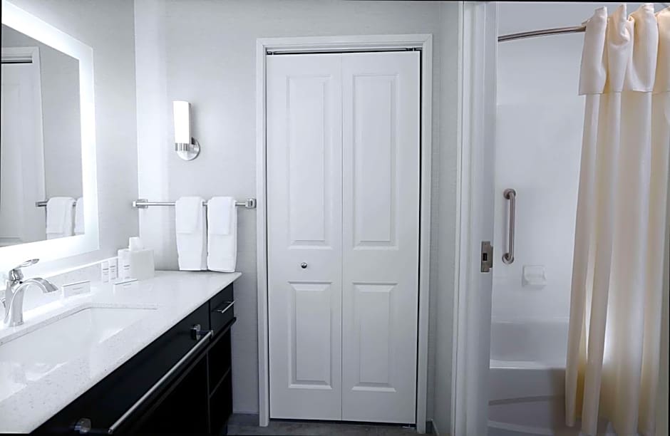 Homewood Suites By Hilton West Fargo/Sanford Medical Center