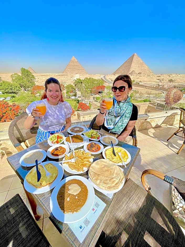 Sahara Pyramids Inn