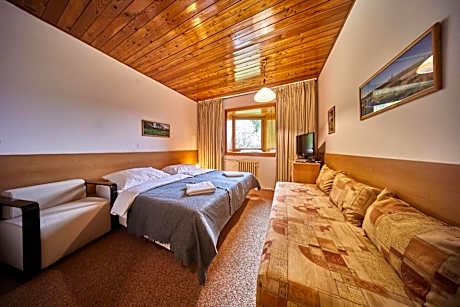 Double Room with Extra Bed